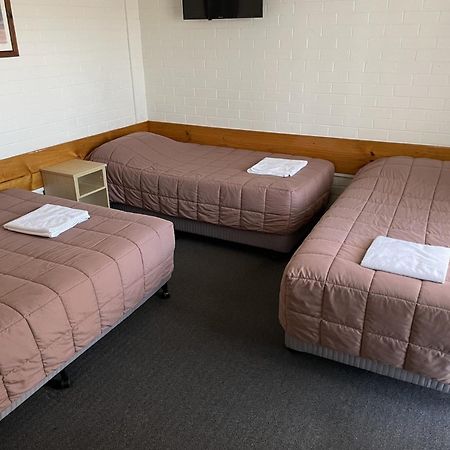 Homestead Motel Dubbo Eksteriør bilde