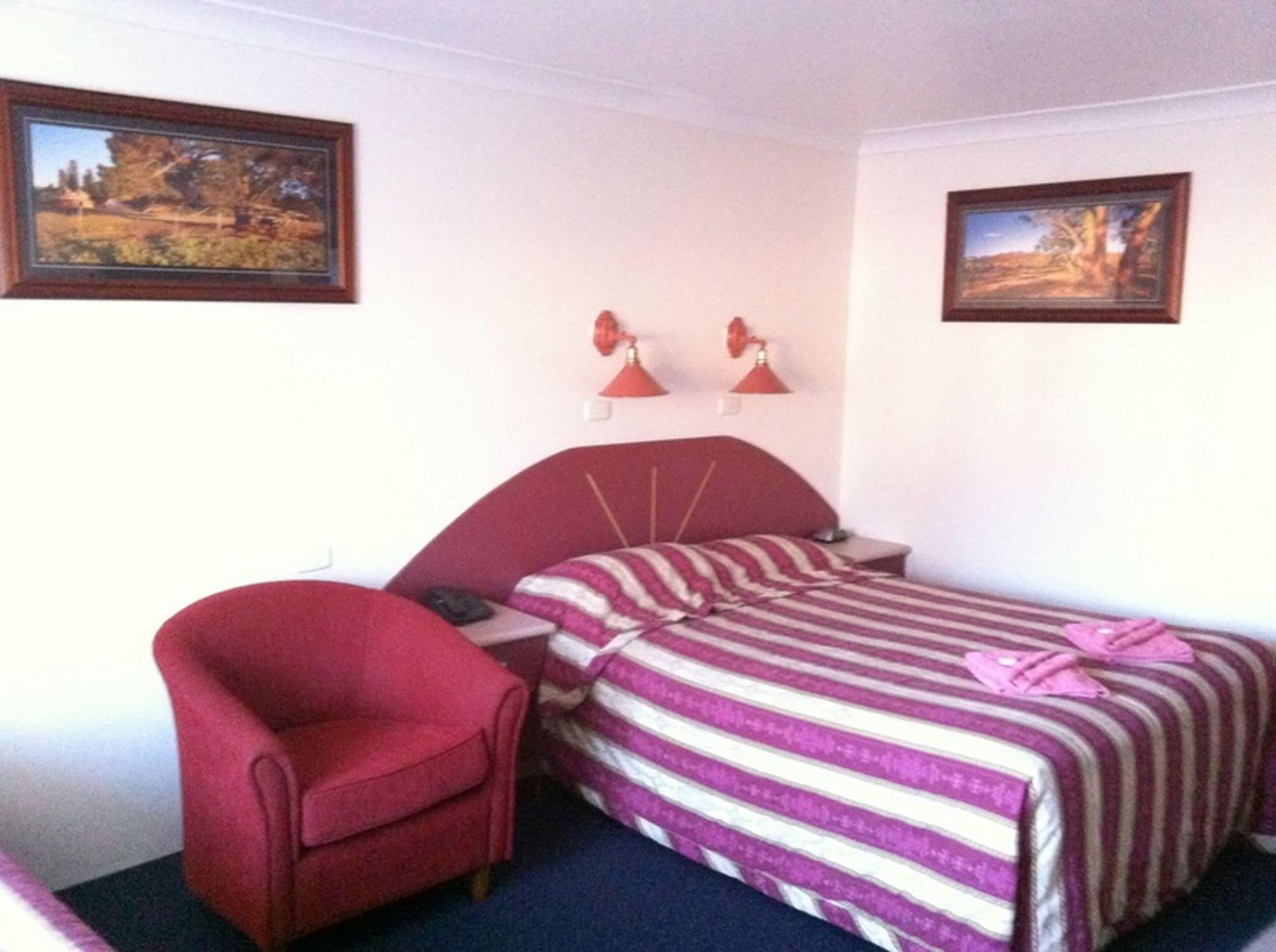 Homestead Motel Dubbo Eksteriør bilde
