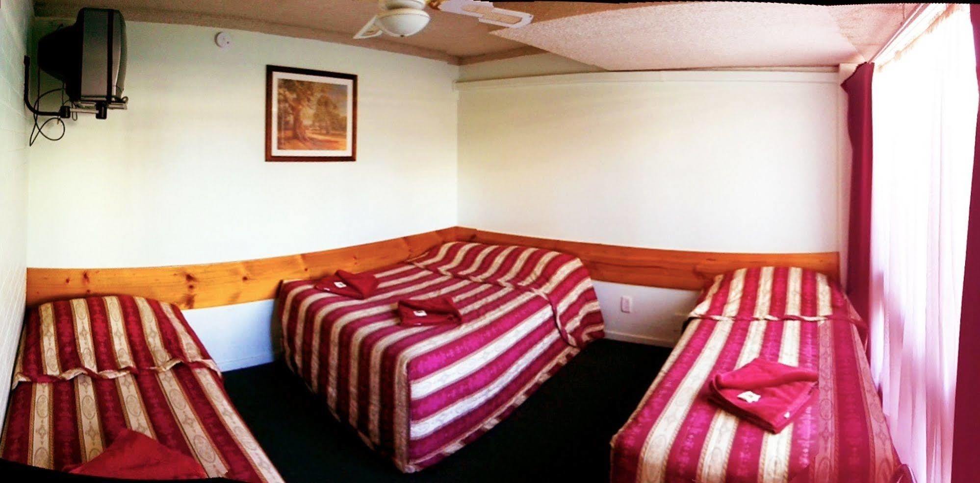 Homestead Motel Dubbo Eksteriør bilde